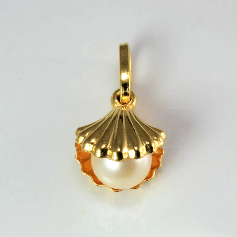 Clam shell Pearl Pendant